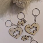 personalisierte Schlüsselanhänger - in Herz- und Puzzelstück-Form