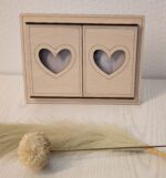 Holz-Bilderrahmen mit Herz-Türen