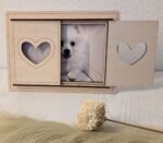 Holz-Bilderrahmen mit Herz-Türen – Bild 3