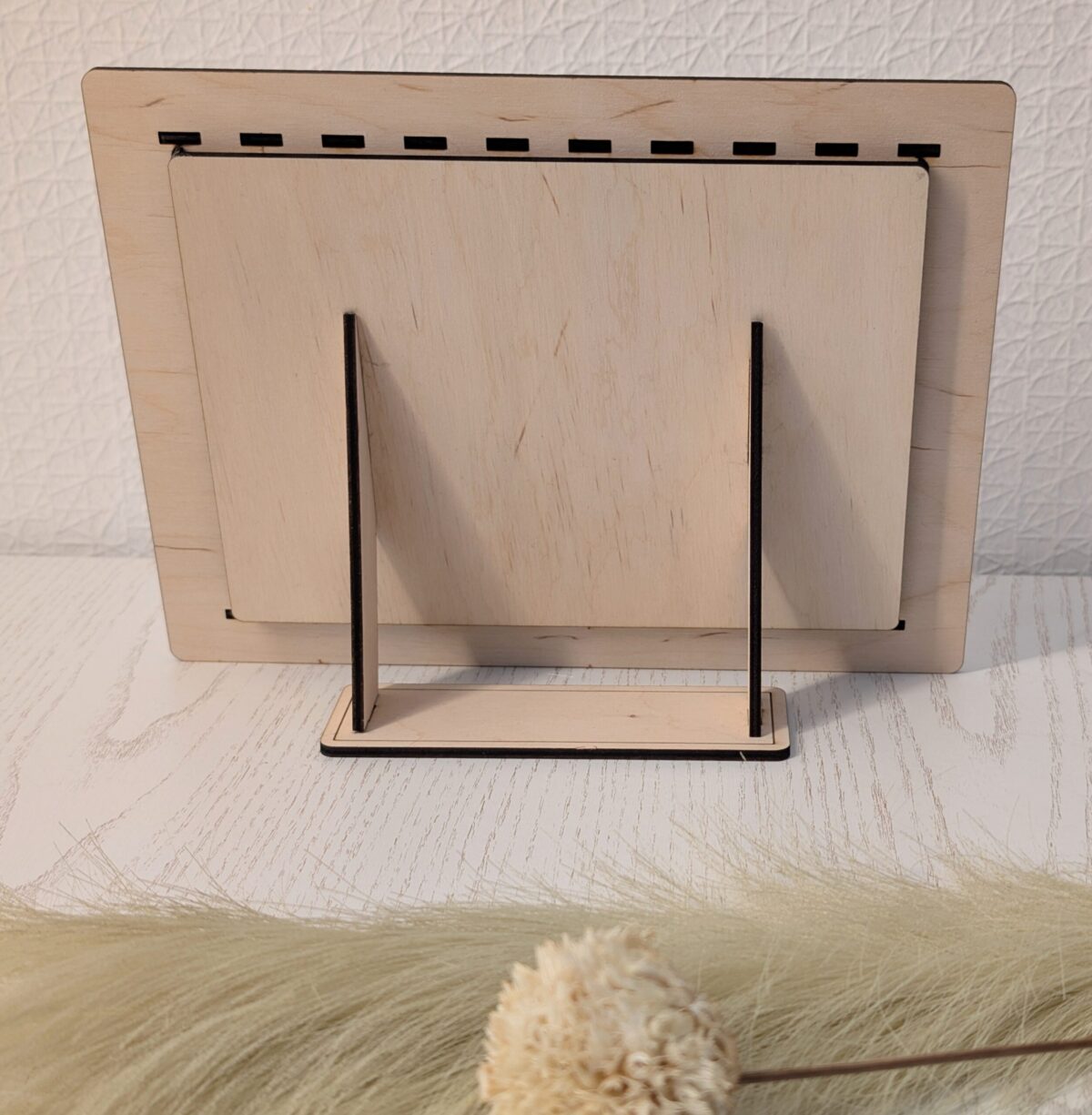 Holz-Bilderrahmen mit Herz-Türen – Bild 4