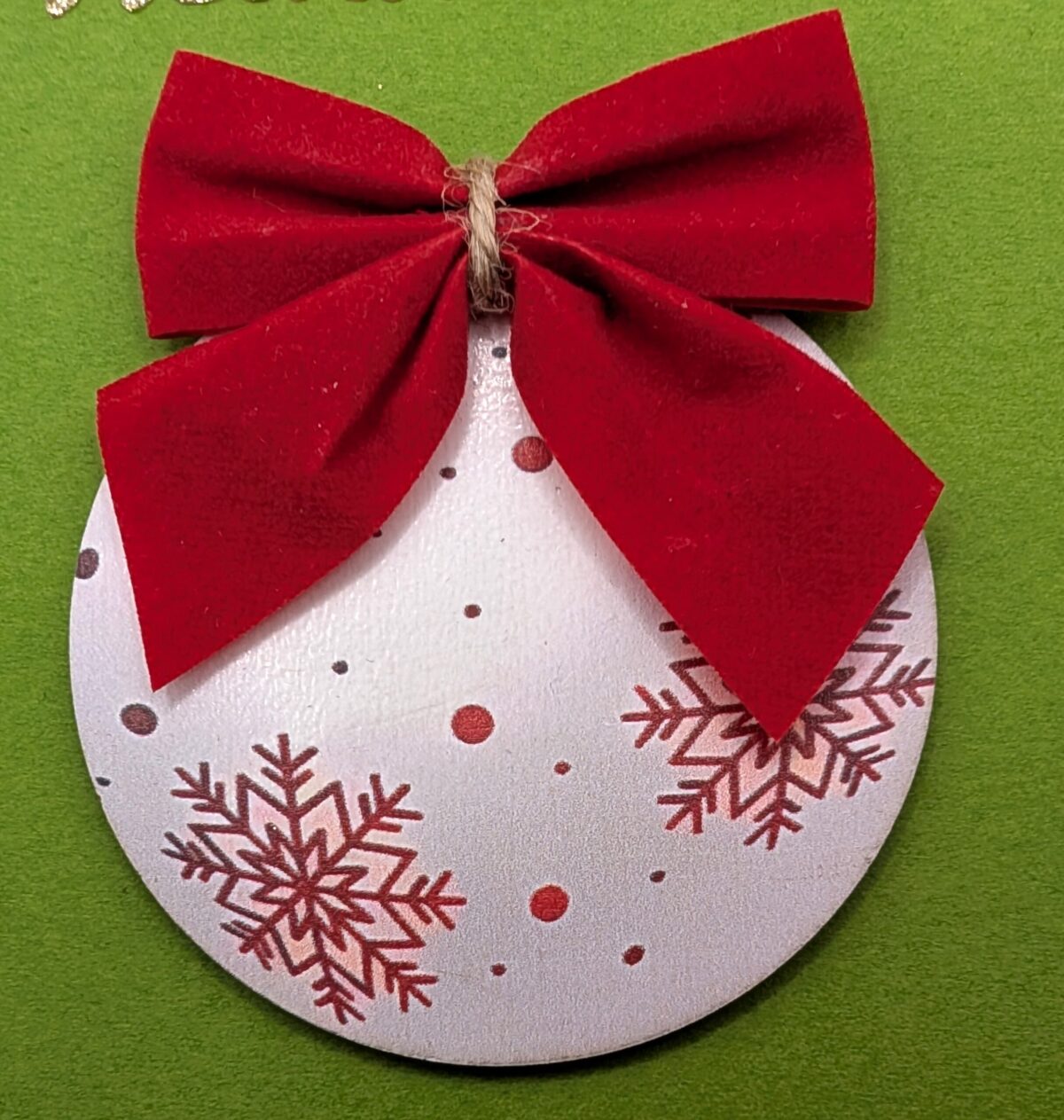 grüne Weihnachtskarte, Weihnachtskugel – Bild 5