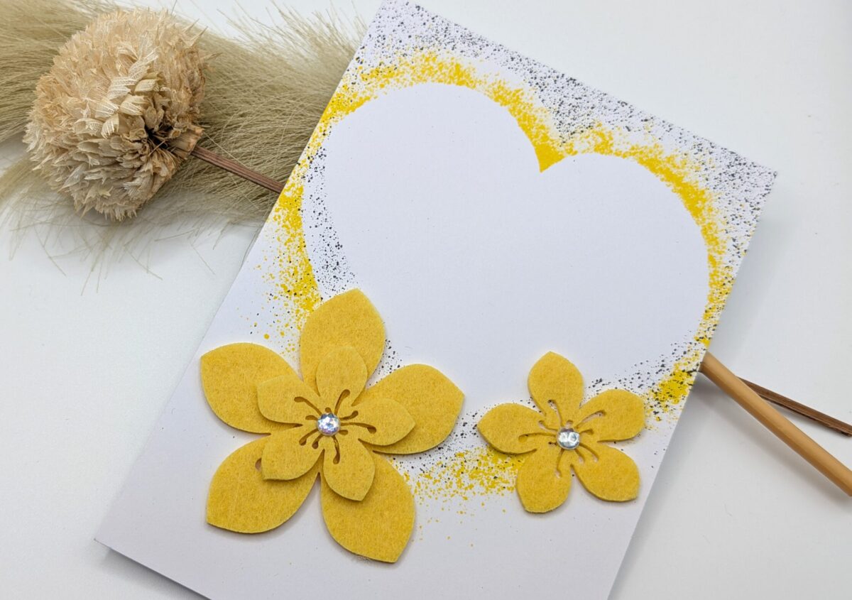 Grußkarte mit gelben Blumen – Bild 1