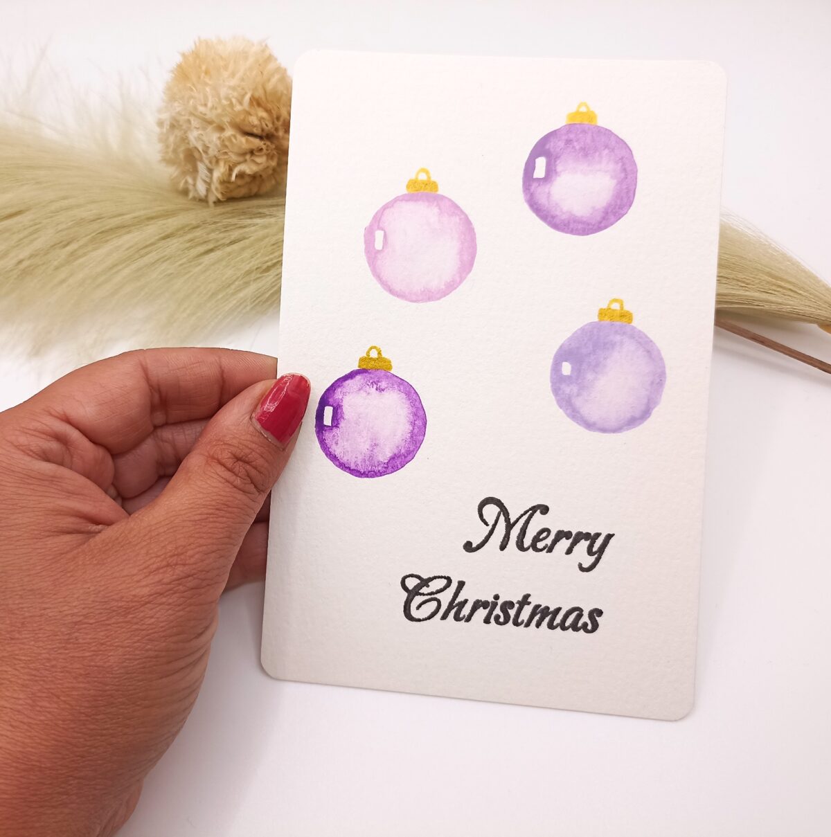 Handgemalte Weihnachtskarte Aquarell – Lila Christbaumkugeln – Merry Christmas, Postkarte – Bild 2