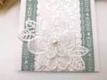 Handgemachte Karte mit Spitze und Perle – Silber Grün Weiß – elegante Grußkarte für Hochzeit, Geburtstag oder Glückwünsche – Bild 4