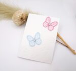 Handgemachte Karte mit Schmetterlingen – Weiß Rosa Hellblau – geprägter Hintergrund – elegante Grußkarte für Glückwünsche, Klappkarte (Kopie)